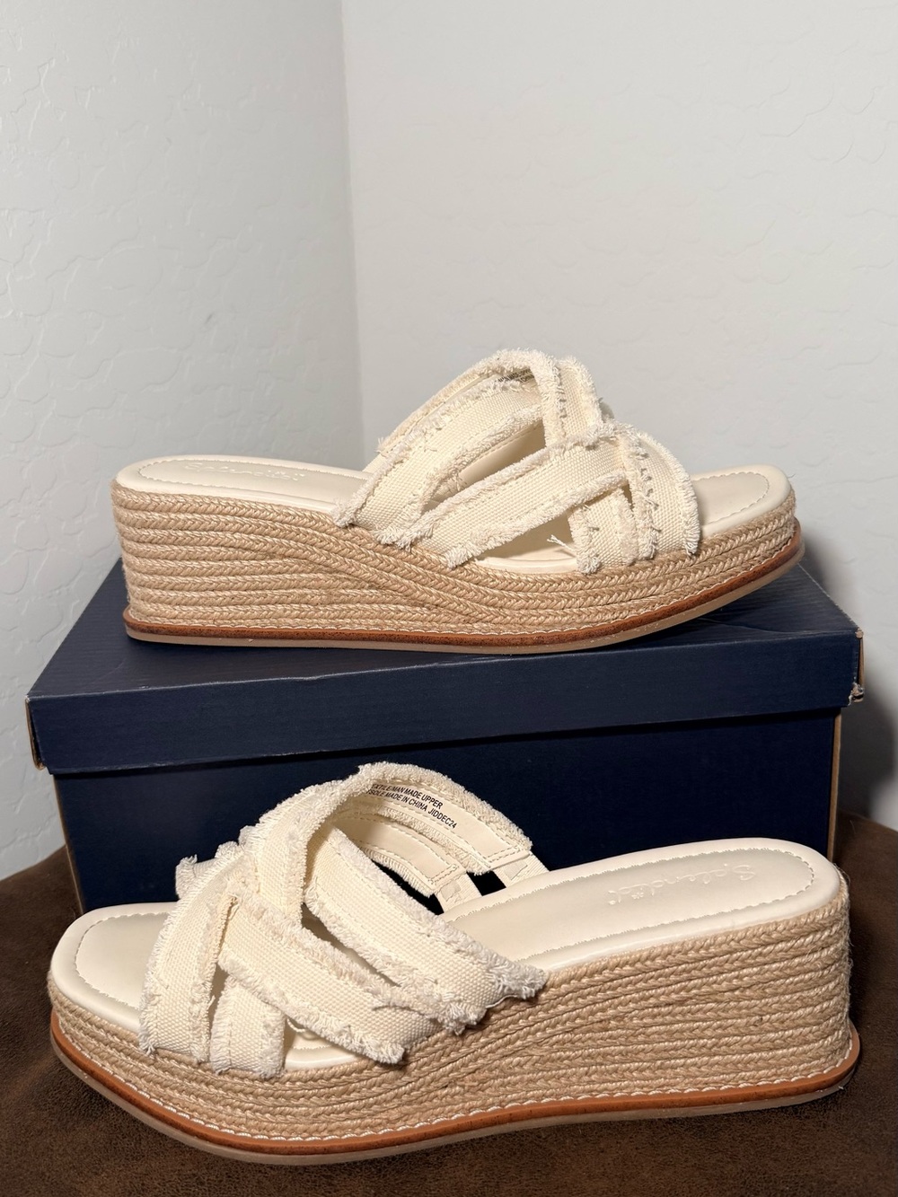 Splendid Cream Wedge Slide Sandals-Size 9
